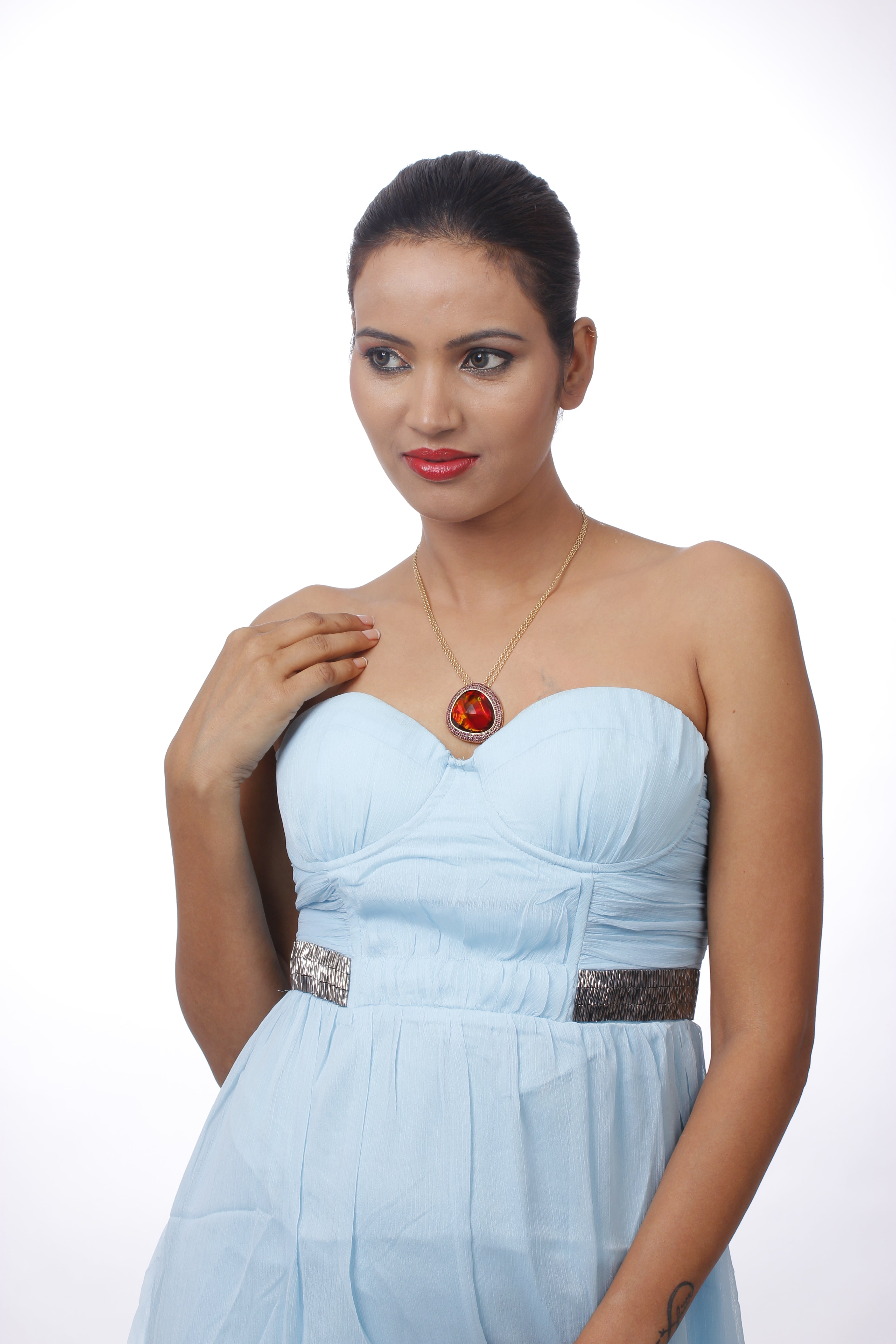 Gold-Plated Alloy Heart Shape Statement Necklace - The Pari - Distacart