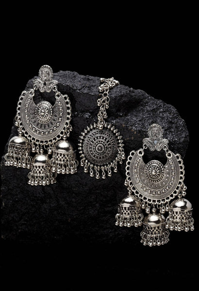 Mominos Fashion Johar Kamal Beautiful Jhumkas With Maang Tikka Earrings - Distacart