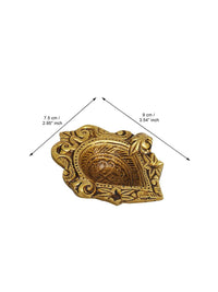 Thumbnail for eCraftIndia 4 Pieces Beige Ethnic Design Diyas - Distacart