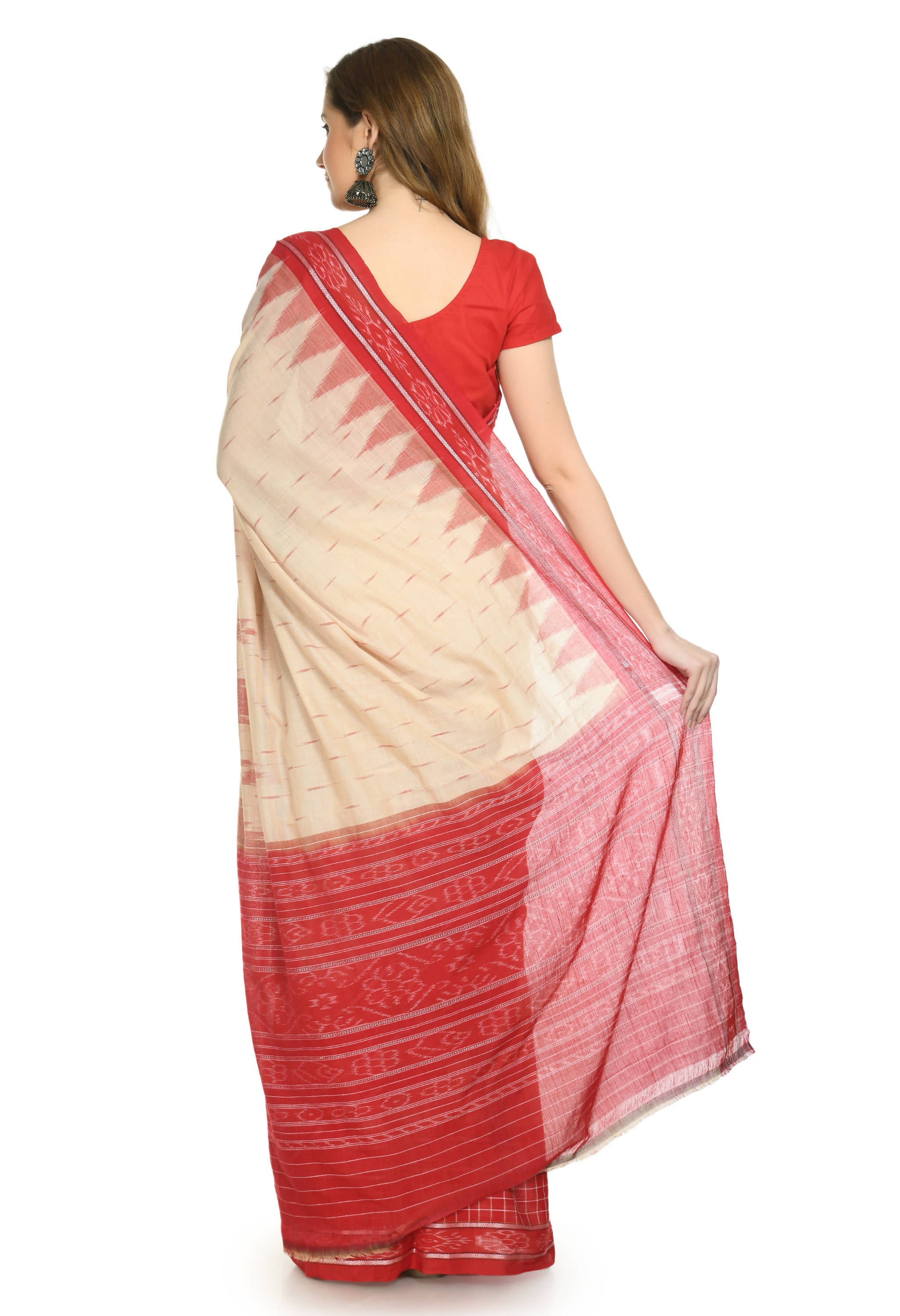 Vamika Sambalpuri Ikat Cotton Scot Dali Tasrite & Red Saree - Distacart