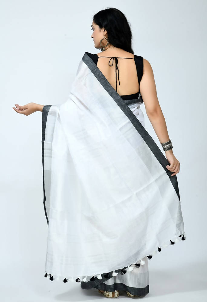 Mominos Fashion Moeza Beautiful Bhagalpuri Handloom Silk White Saree