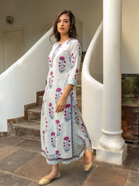 Thumbnail for Malishka Women's White Cotton Floral Printed Kurta Palazzo Set With Dupatta - White & Purple - Distacart