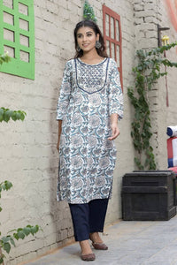 Thumbnail for Yufta Women's White Printed Kurta Set