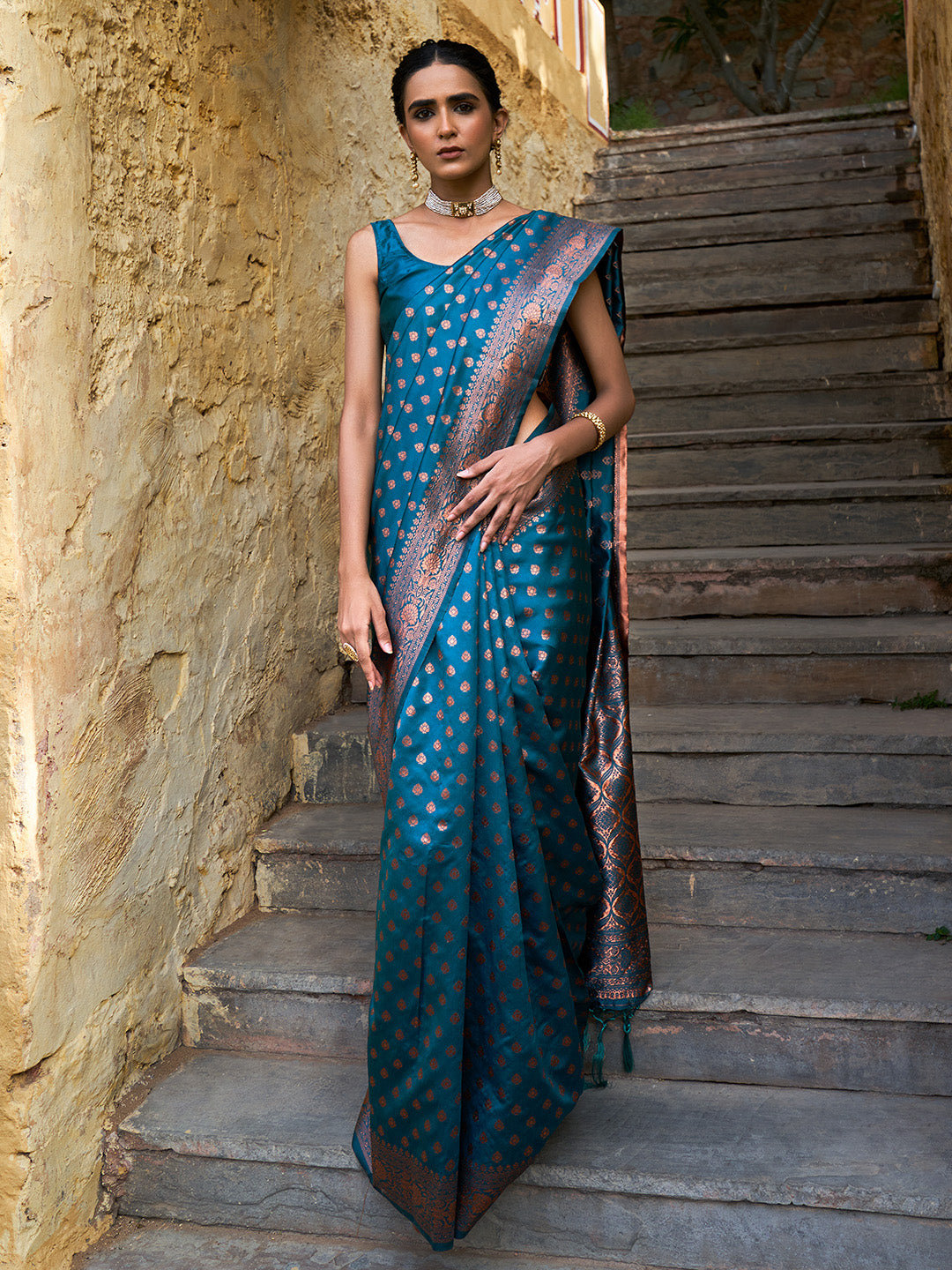 Janasya Green Banarasi Silk Ethnic Motifs Woven Design Saree - Distacart