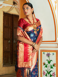 Thumbnail for Janasya Navy Blue Cotton Silk Woven Ethnic Motifs Patola Saree - Distacart