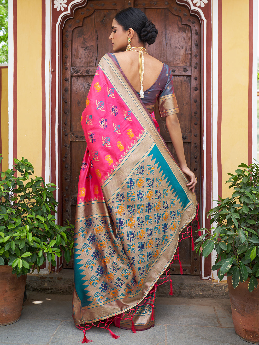Janasya Pink Cotton Silk Woven Ethnic Motifs Patola Saree - Distacart