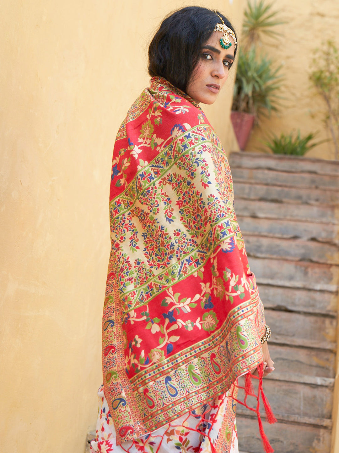 Janasya White Chanderi Silk Pashmina Woven Design Saree - Distacart