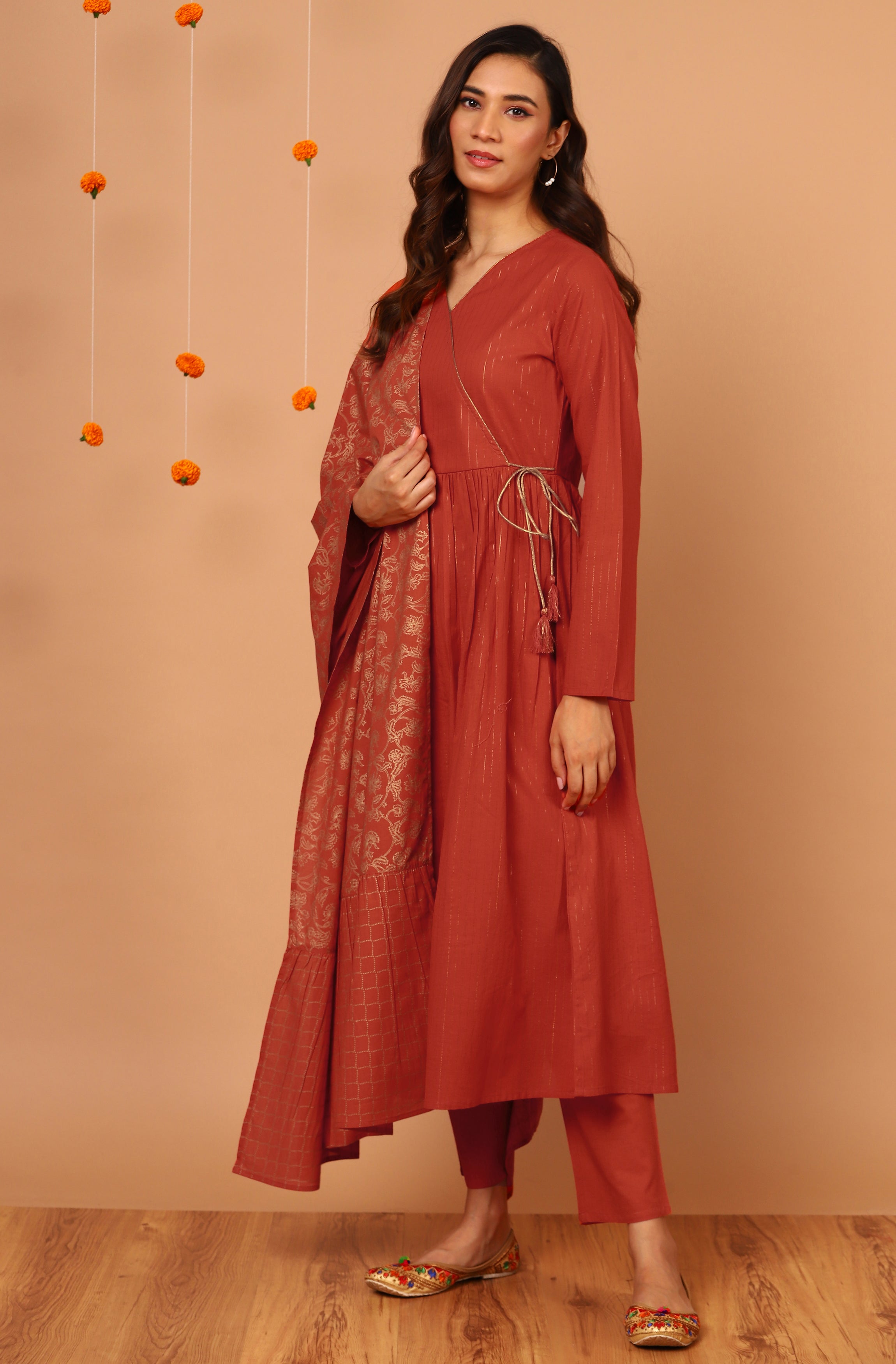 Janasya Women's Orange Cotton Striped Kurta With Pant And Dupatta - Distacart