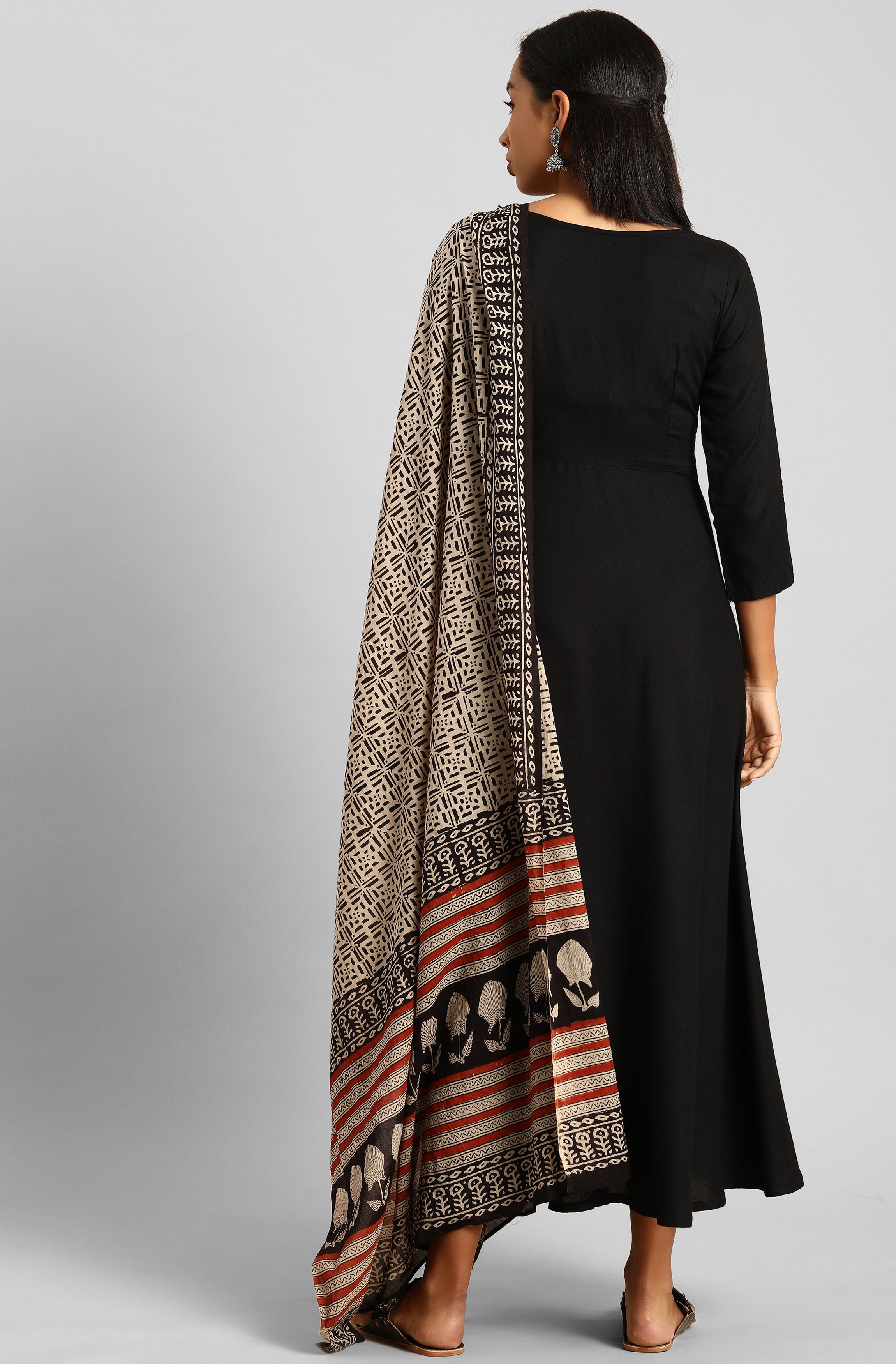 Janasya Women's Black Rayon Solid Kurta With Dupatta - Distacart