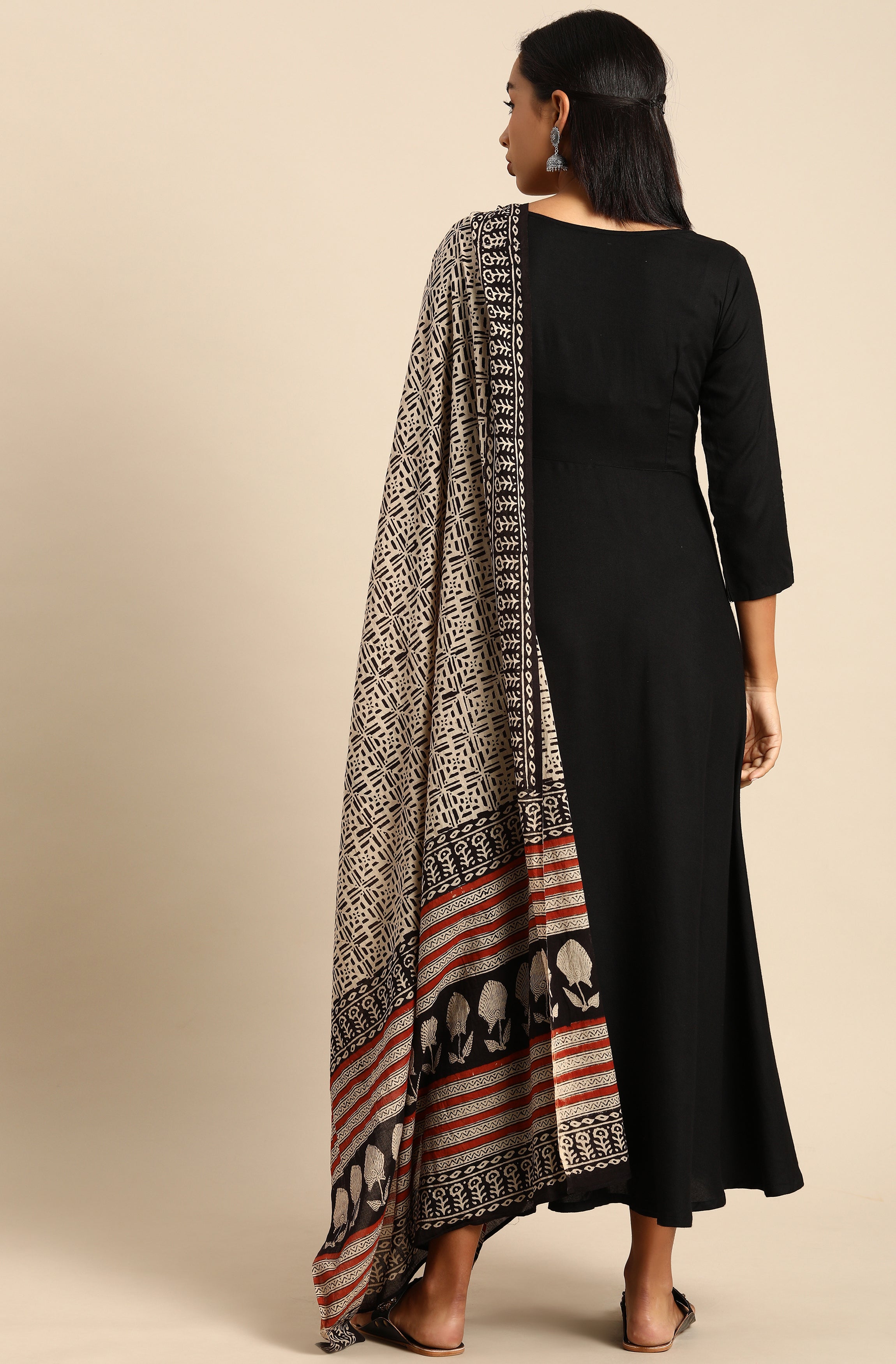 Janasya Women's Black Rayon Solid Kurta With Dupatta - Distacart