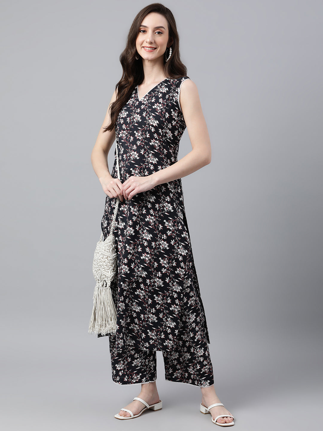 Janasya Women's Black Cotton Floral Printed Straight Casual Kurta Set - Distacart