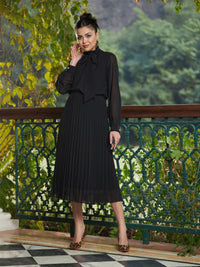 Thumbnail for Lyush Women Black Tie-Up Neck Accordion Pleated Dress - Distacart
