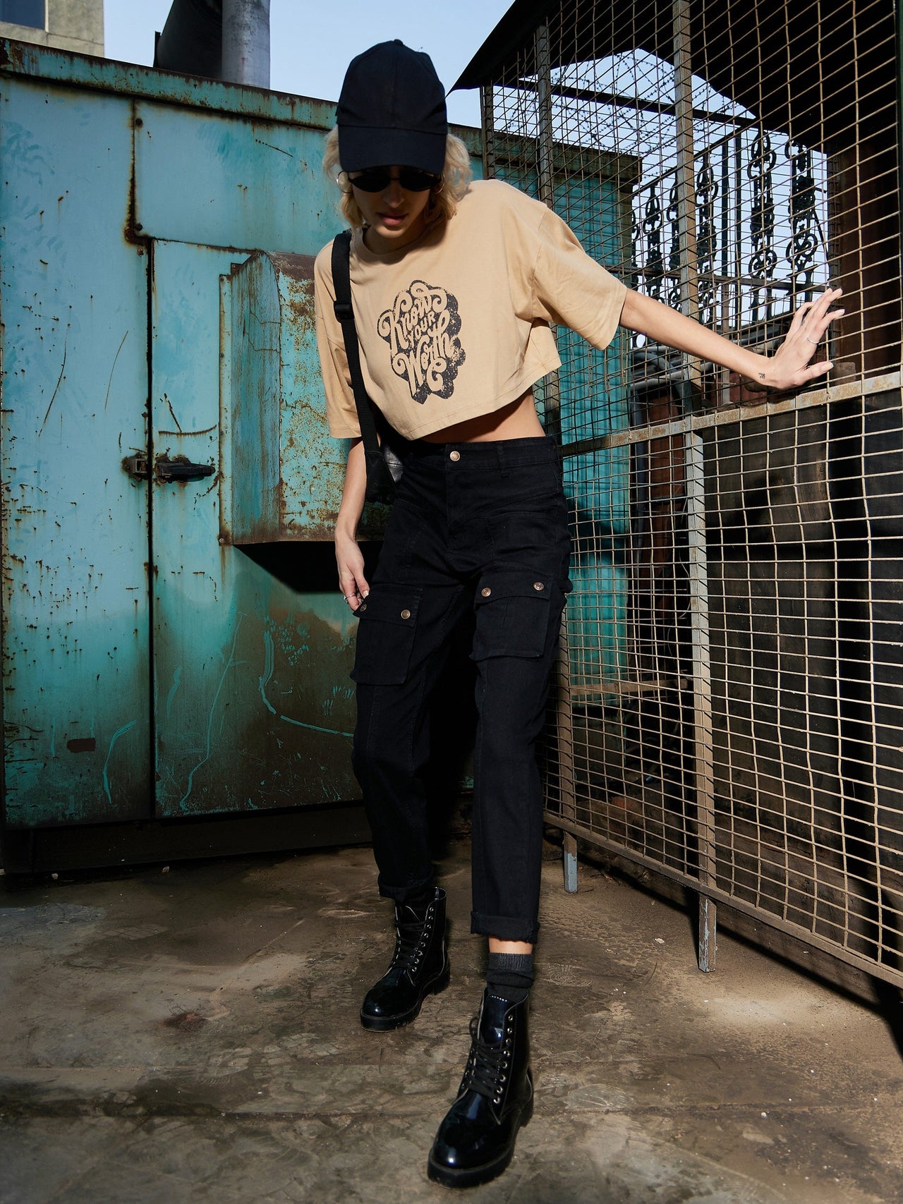 Lyush Women Black Denim Front Patch Pocket Jeans - Distacart