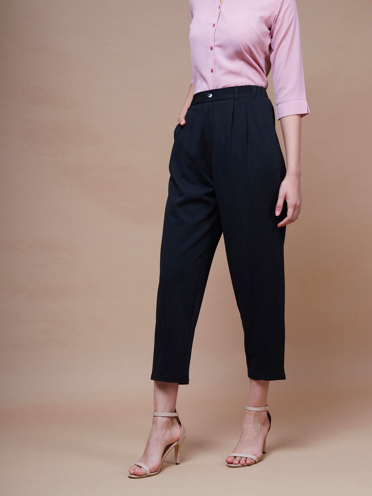 Lyush Women Black Stretch Knit Tapered Pants - Distacart