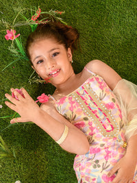 Thumbnail for Girls Floral Printed Regular Pure Cotton Kurta With Sharara Dupatta - Mini Marvels - Distacart