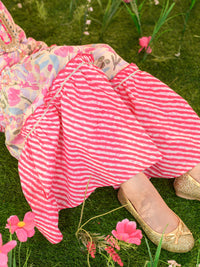 Thumbnail for Girls Floral Printed Regular Pure Cotton Kurta With Sharara Dupatta - Mini Marvels - Distacart