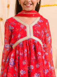 Thumbnail for Girls Floral Printed Regular Kurta With Sharara Dupatta - Mini Marvels - Distacart