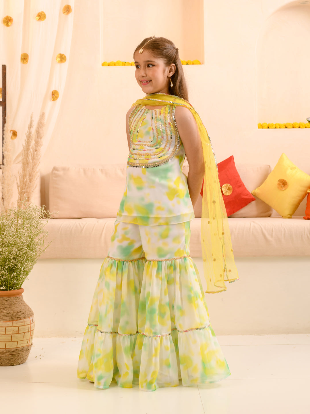 Girls Ethnic Motifs Embroidered Kurti With Sharara Dupatta - Mini Marvels - Distacart