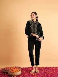 Thumbnail for Lyush Women Black Velvet Front Embroidered Jacket - Distacart