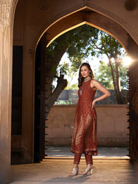 Thumbnail for Lyush Women Rust Kali Foil Sleeveless Anarkali Kurta With Pants - Distacart