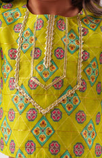 Thumbnail for Lil Drama Raangoli Crop Top With Palazzo Co-Ordinate Set - Green - Distacart