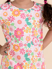 Thumbnail for Girls Pink Printed Pure Cotton Night Suit - Mini Marvels - Distacart