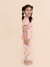 Thumbnail for Girls Pink Printed Pure Cotton Night Suit - Mini Marvels - Distacart