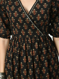 Thumbnail for Myshka Women's Black Empire Printed Dress - Distacart