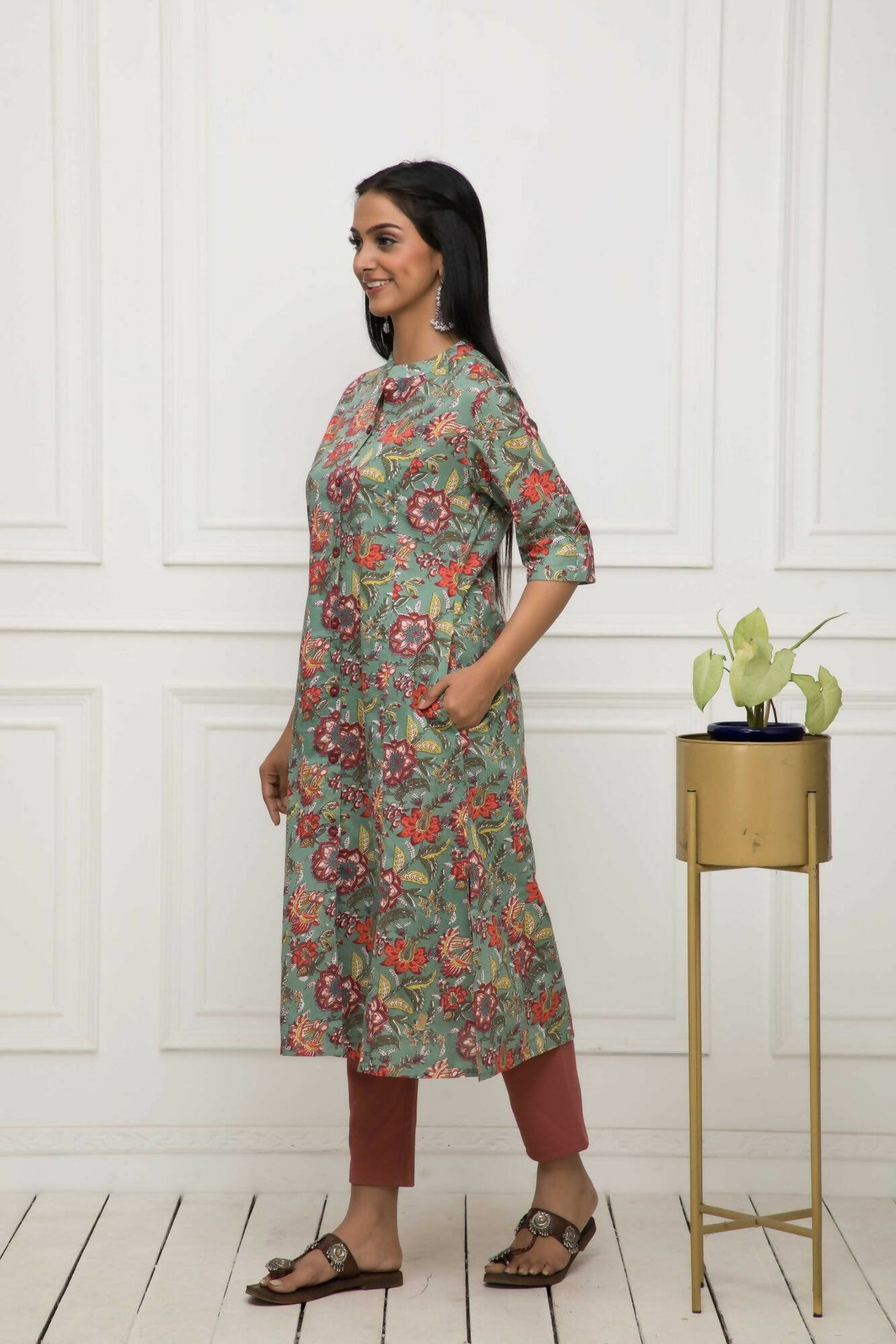 Myshka Women Multi Solid Cotton A-Line Round Neck Kurtas - Distacart