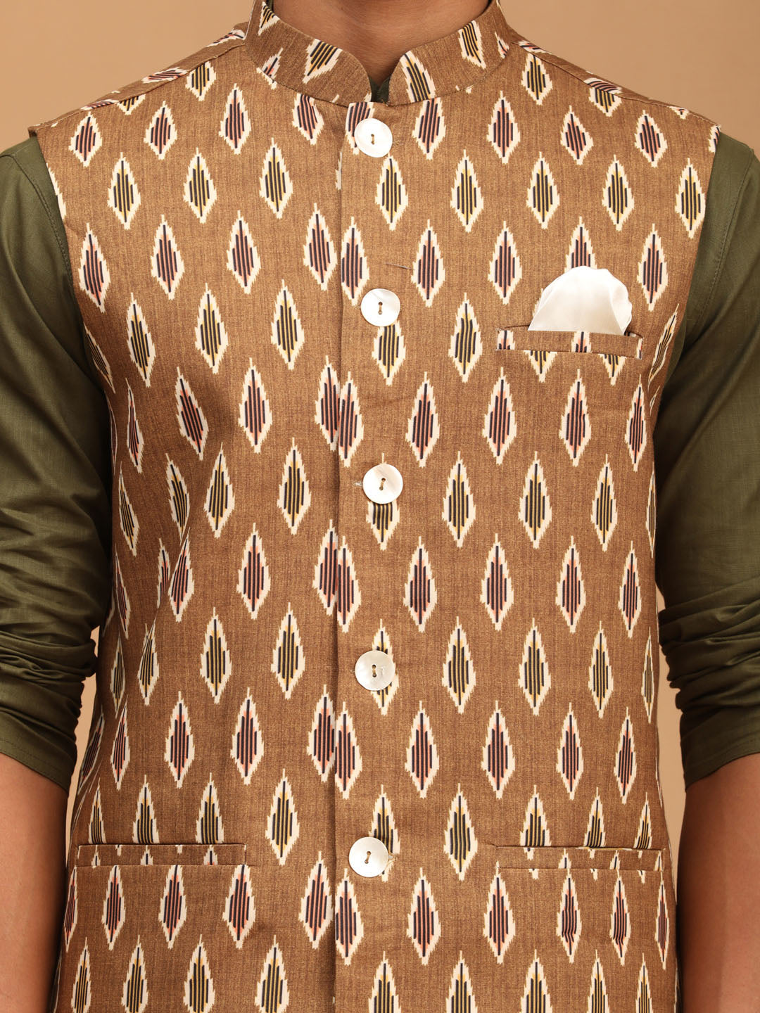 Vastramay Men's Green And White Cotton Blend Jacket, Kurta And Pyjama Set - Distacart