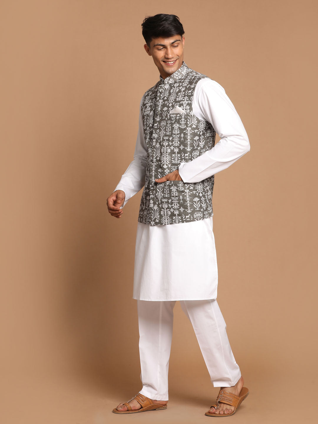 Vastramay Men's Green And White Pure Cotton Jacket, Kurta And Pyjama Set - Distacart