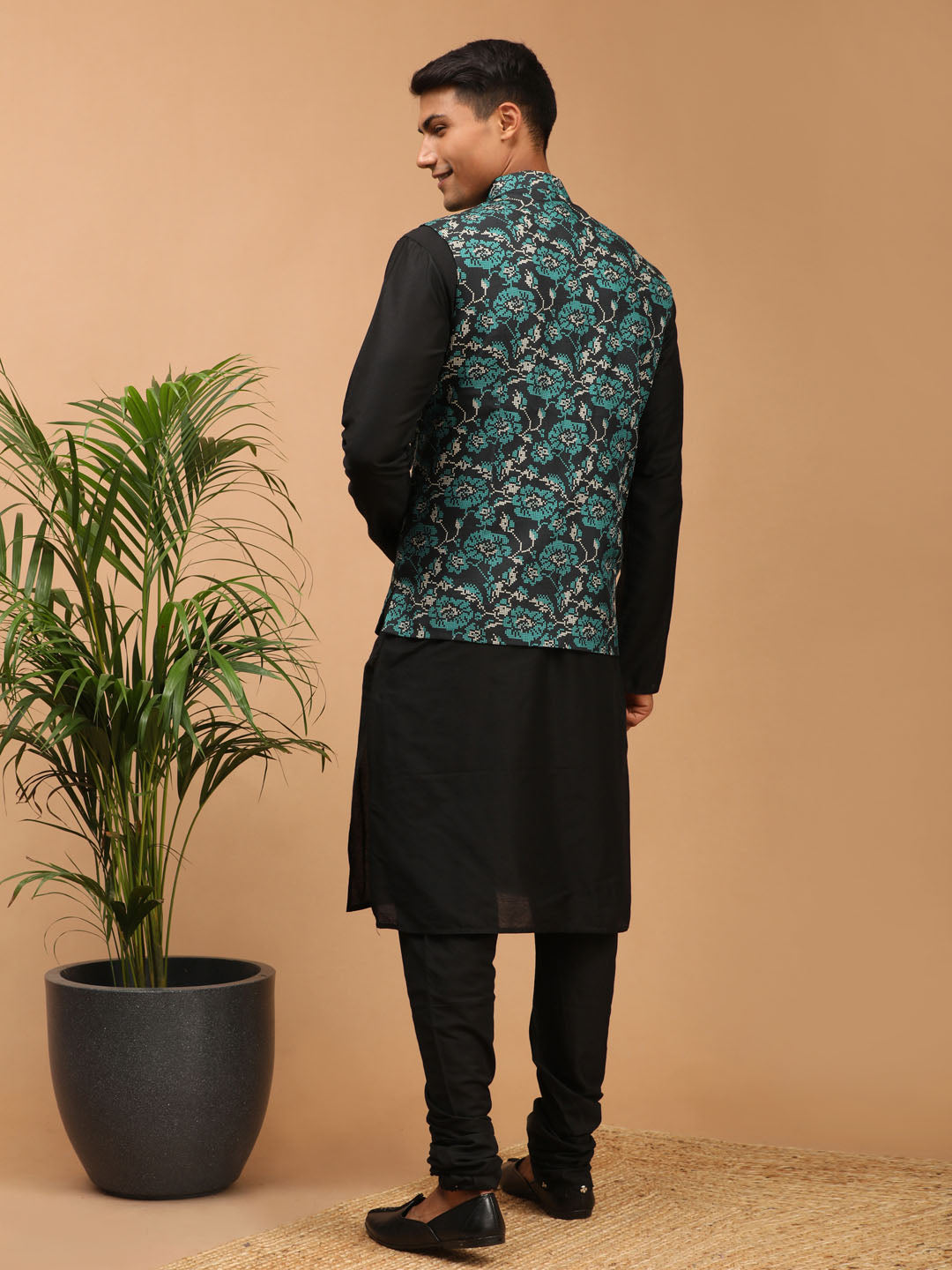 Vastramay Men's Green And Black Viscose Jacket, Kurta And Pyjama Set - Distacart