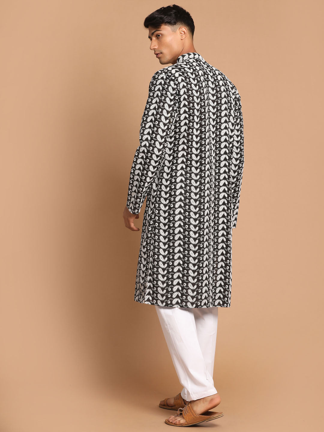 Vastramay Men's Black And White Pure Cotton Kurta Pyjama Set - Distacart