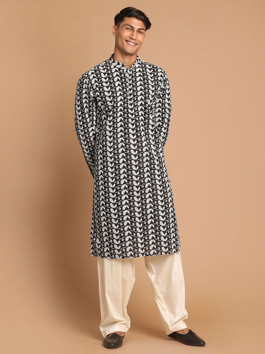 Vastramay Men's Black And Cream Pure Cotton Kurta And Patiala Set - Distacart