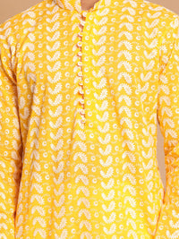 Thumbnail for Vastramay Men's Orange And White Pure Cotton Kurta Pyjama Set - Distacart