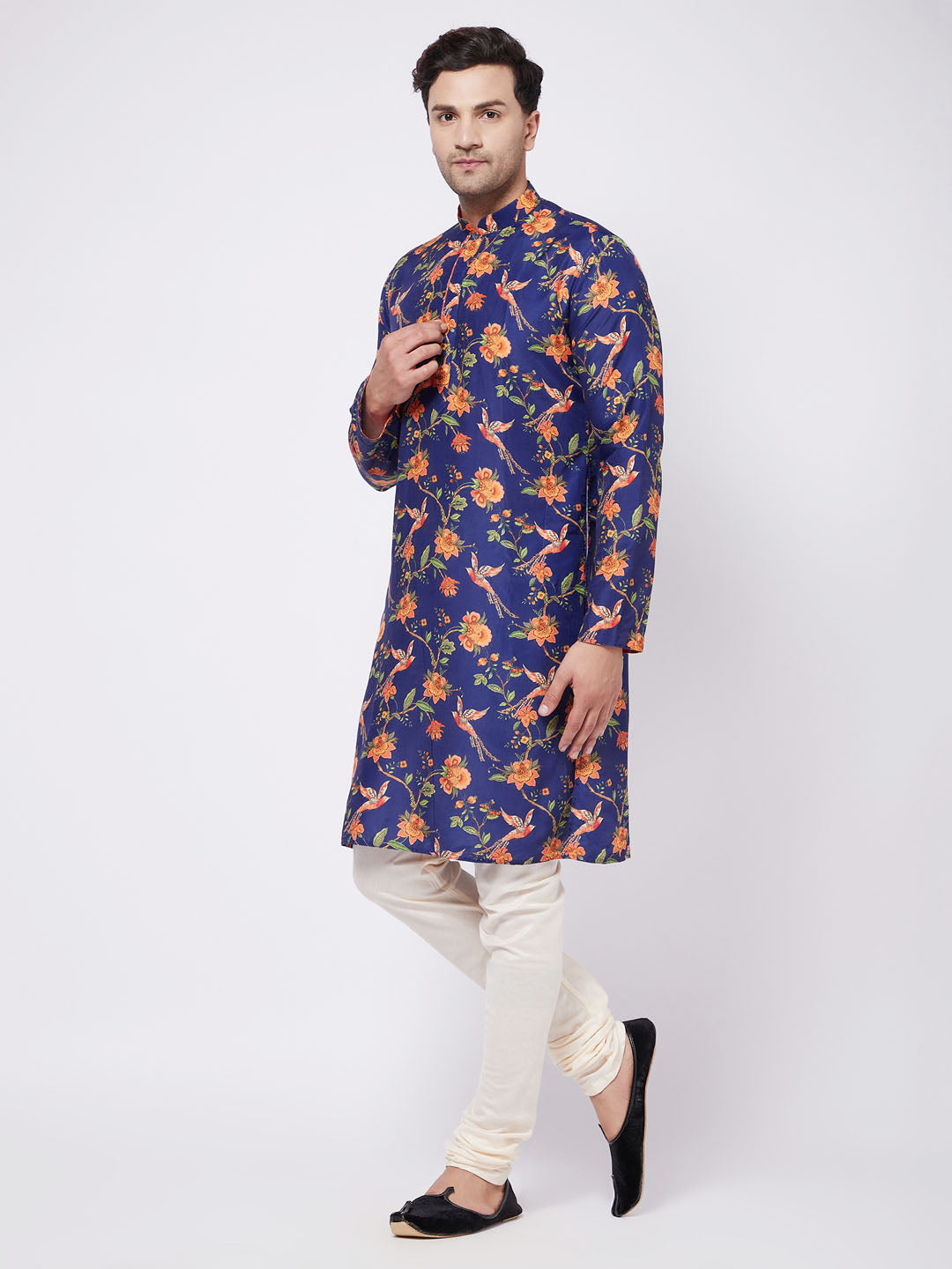 Vastramay Men's Multicolor-Base-Navy Blue And Cream Muslin Blend Kurta Pyjama Set - Distacart