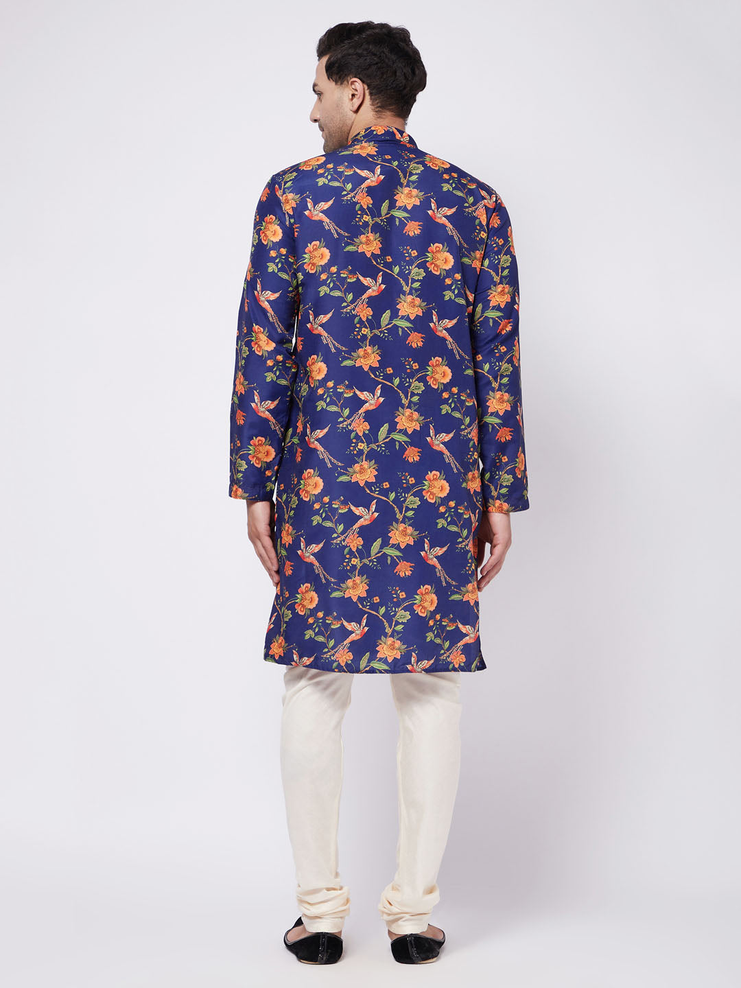 Vastramay Men's Multicolor-Base-Navy Blue And Cream Muslin Blend Kurta Pyjama Set - Distacart