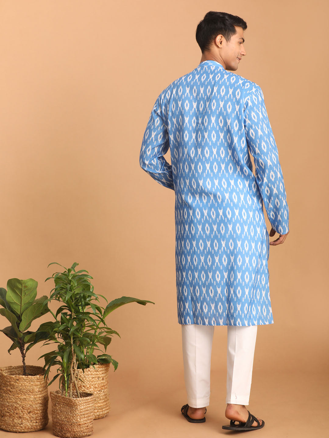 Vastramay Men's Aqua Cotton Blend Kurta Pyjama Set - Distacart