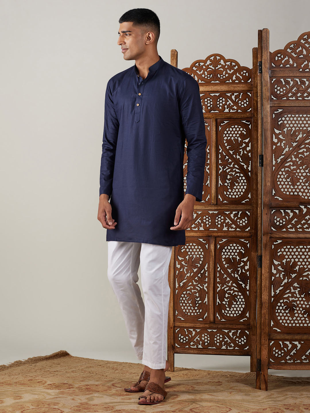 Vastramay Men's Navy Blue And White Cotton Blend Kurta Pyjama Set - Distacart