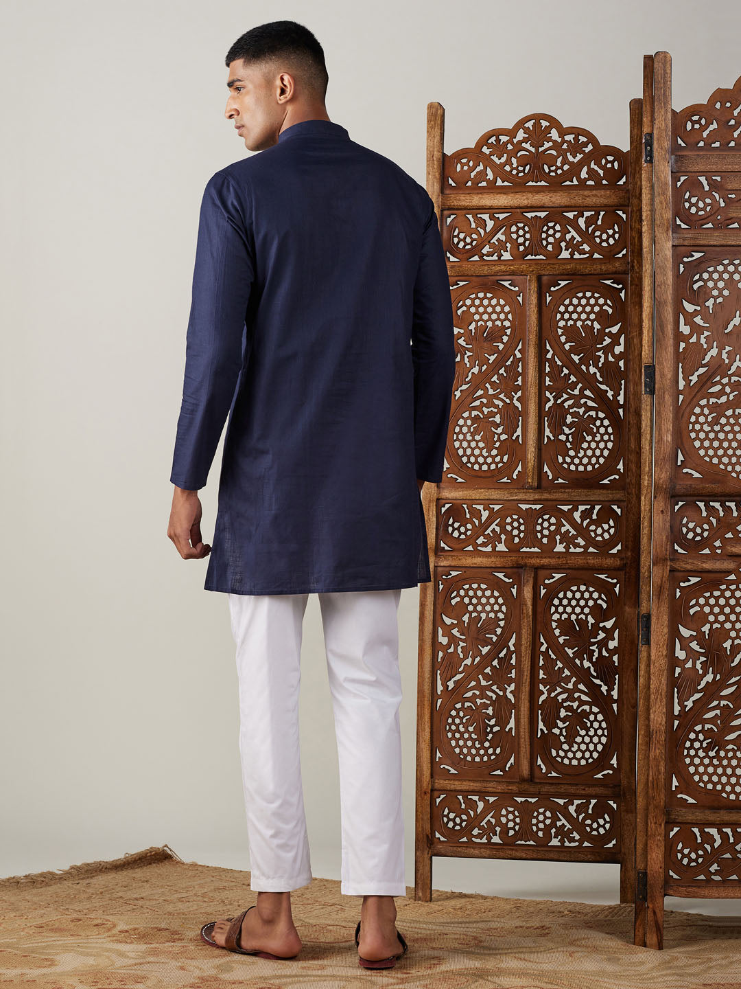 Vastramay Men's Navy Blue And White Cotton Blend Kurta Pyjama Set - Distacart
