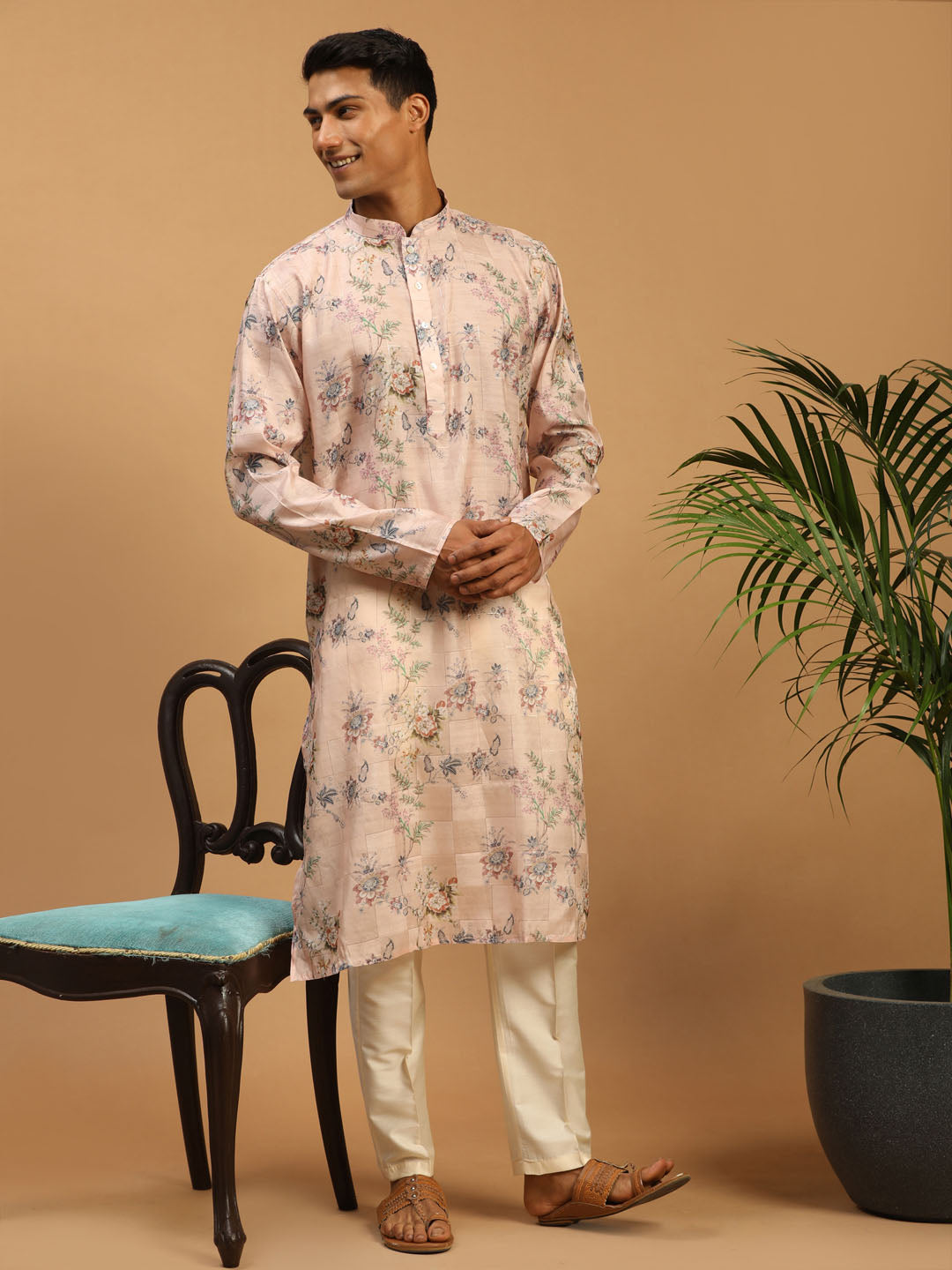 Vastramay Men's Pink And White Cotton Blend Kurta Pyjama Set - Distacart