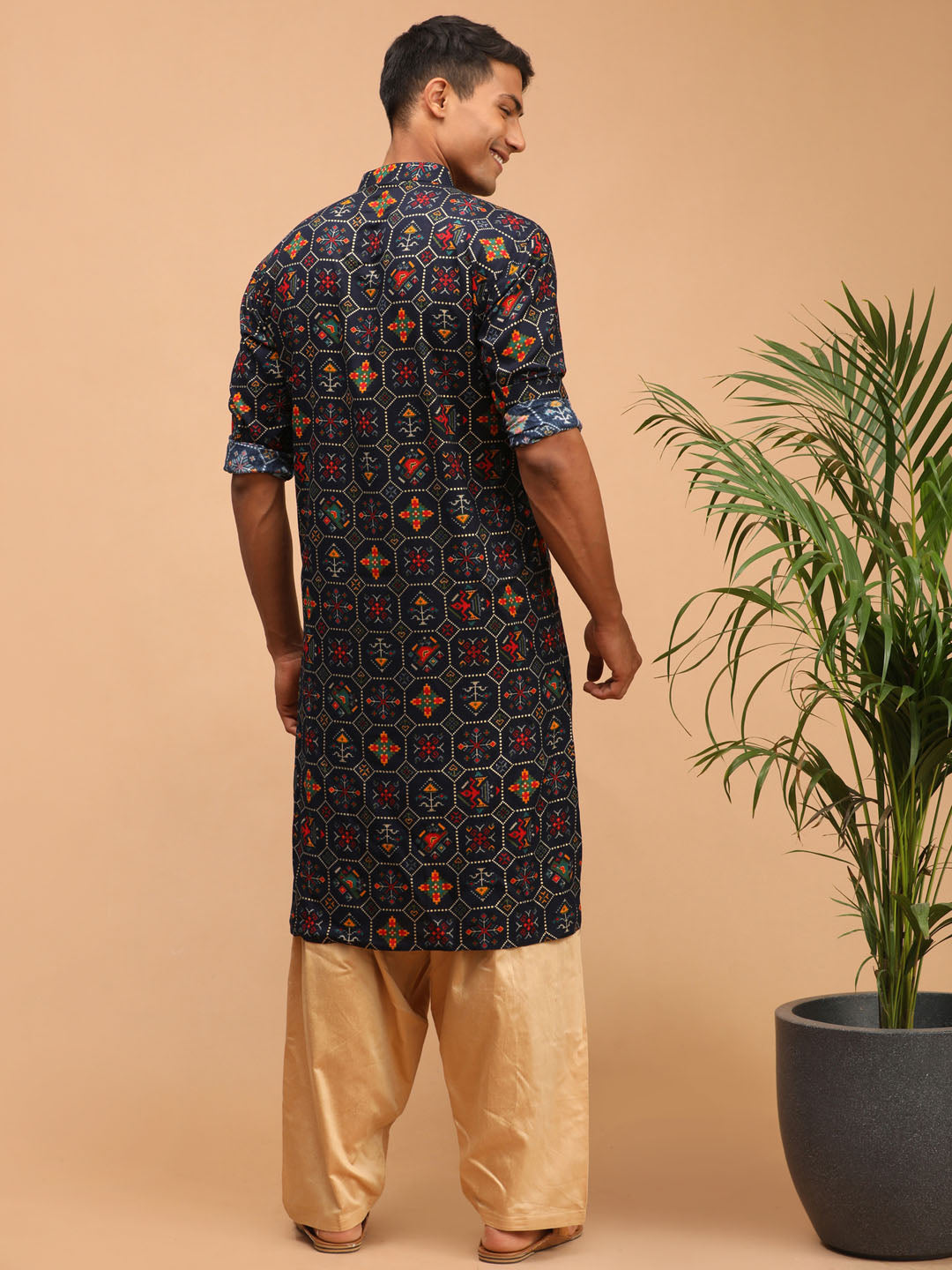 Vastramay Men's Blue And Rose Gold Cotton Blend Kurta And Patiala Set - Distacart