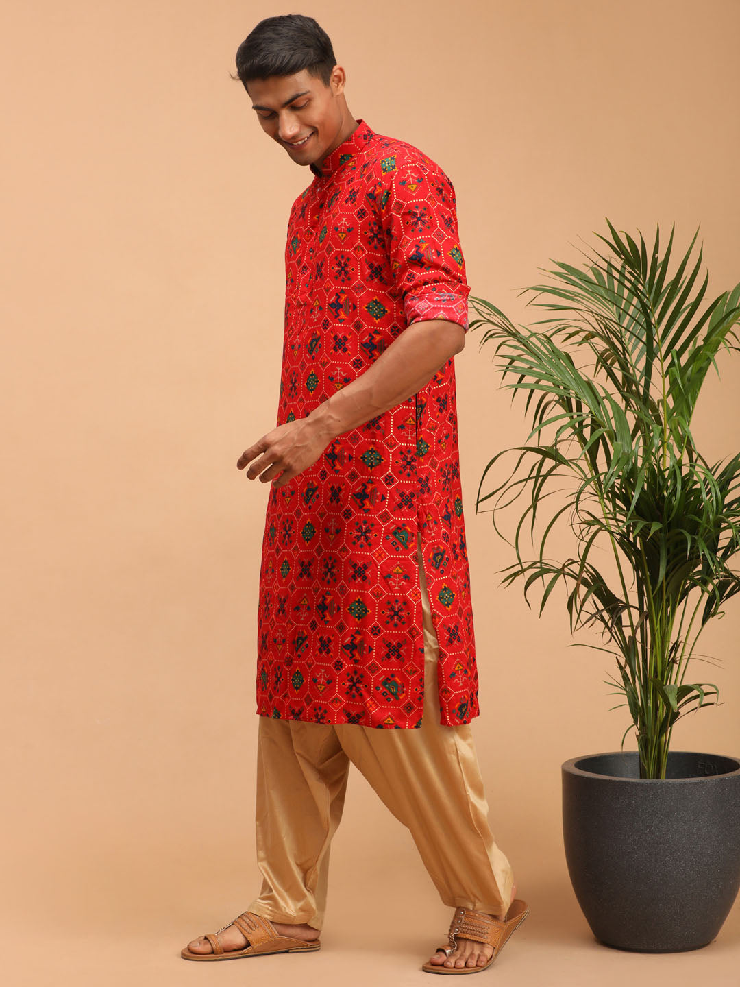 Vastramay Men's Red And Rose Gold Cotton Blend Kurta And Patiala Set - Distacart