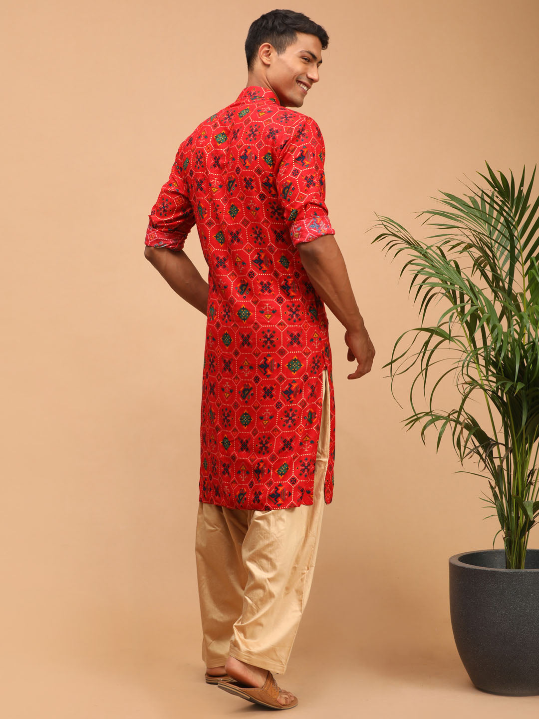 Vastramay Men's Red And Rose Gold Cotton Blend Kurta And Patiala Set - Distacart