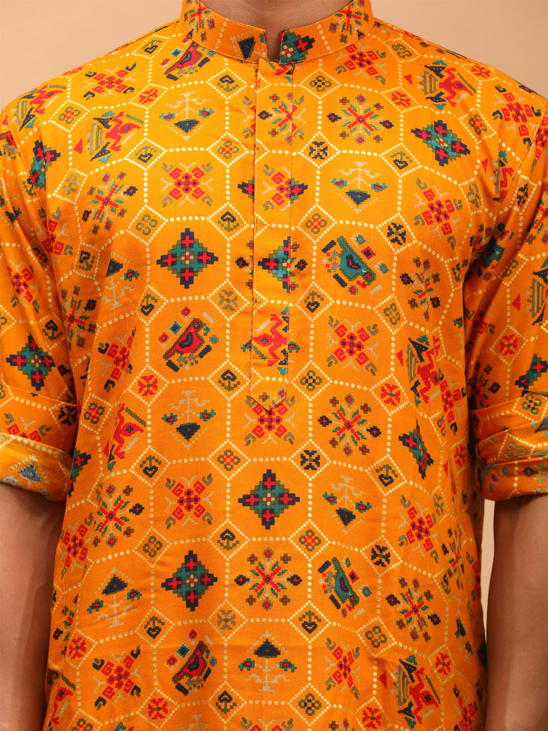 Vastramay Men's Yellow Cotton Blend Kurta - Distacart