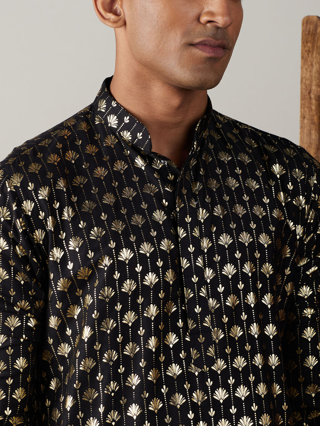 Vastramay Men's Black And Cream Viscose Kurta Pyjama Set - Distacart