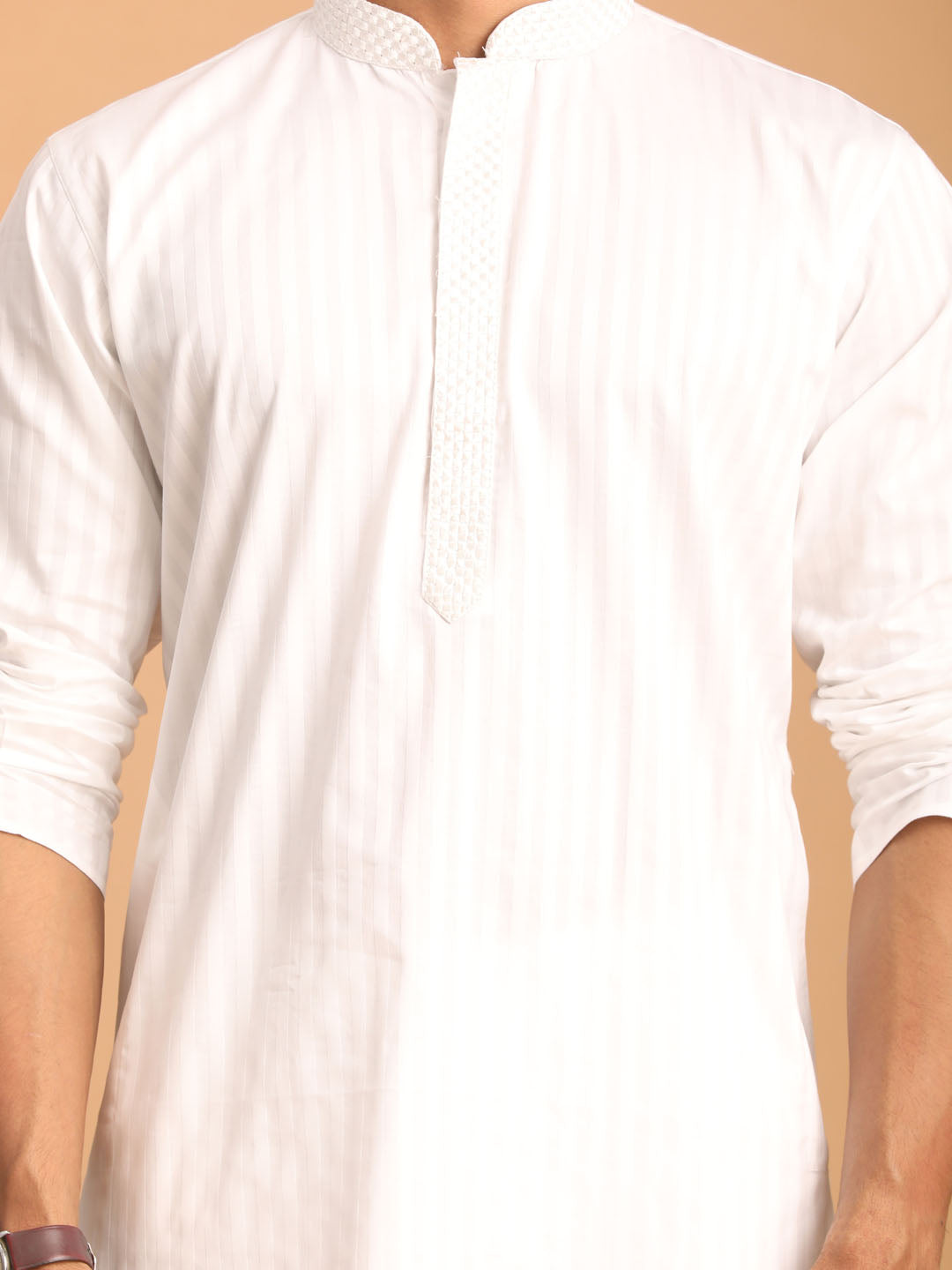 Vastramay Men's White Cotton Blend Kurta Pyjama Set - Distacart