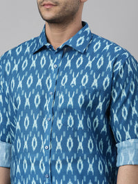 Thumbnail for Vastramay Men's Turquoise Cotton Blend Ethnic Shirt And Mundu Set - Distacart