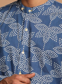 Thumbnail for Shvaas By Vastramay Men's Indigo Blue Cotton Ethnic Shirt - Distacart
