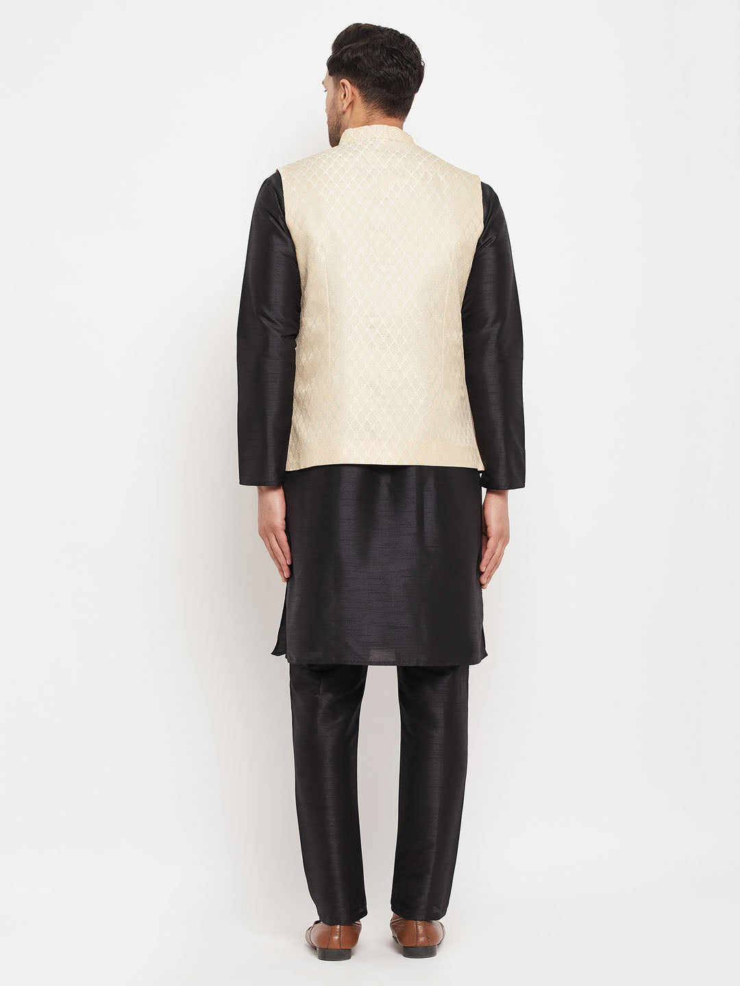 VM by Vastramay Men's Cream And Black Silk Blend Jacket, Kurta And Pyjama Set - Distacart